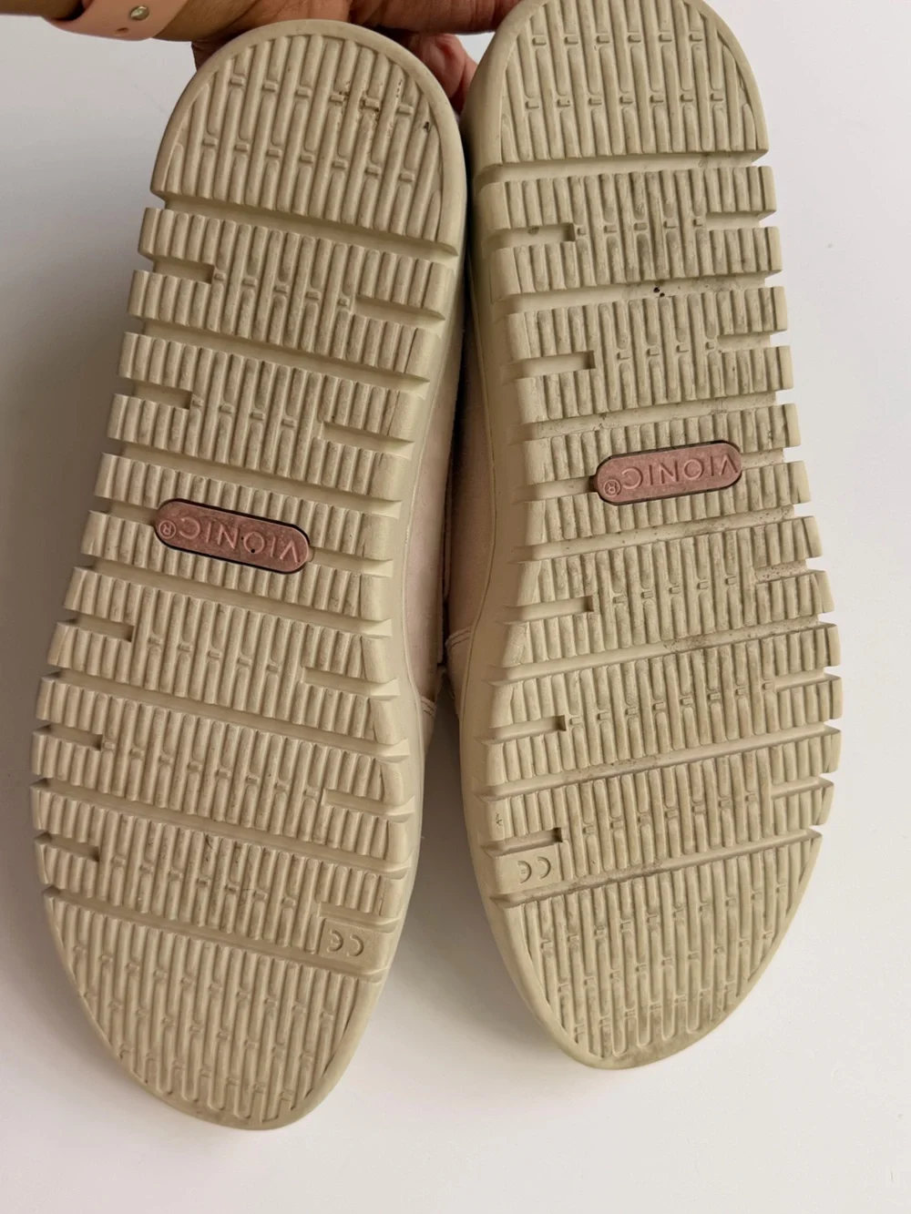 Vionic Uptown Loafers Blush Pink Suede Slip-On Comfort Shoes Women’s Size 11 EUC